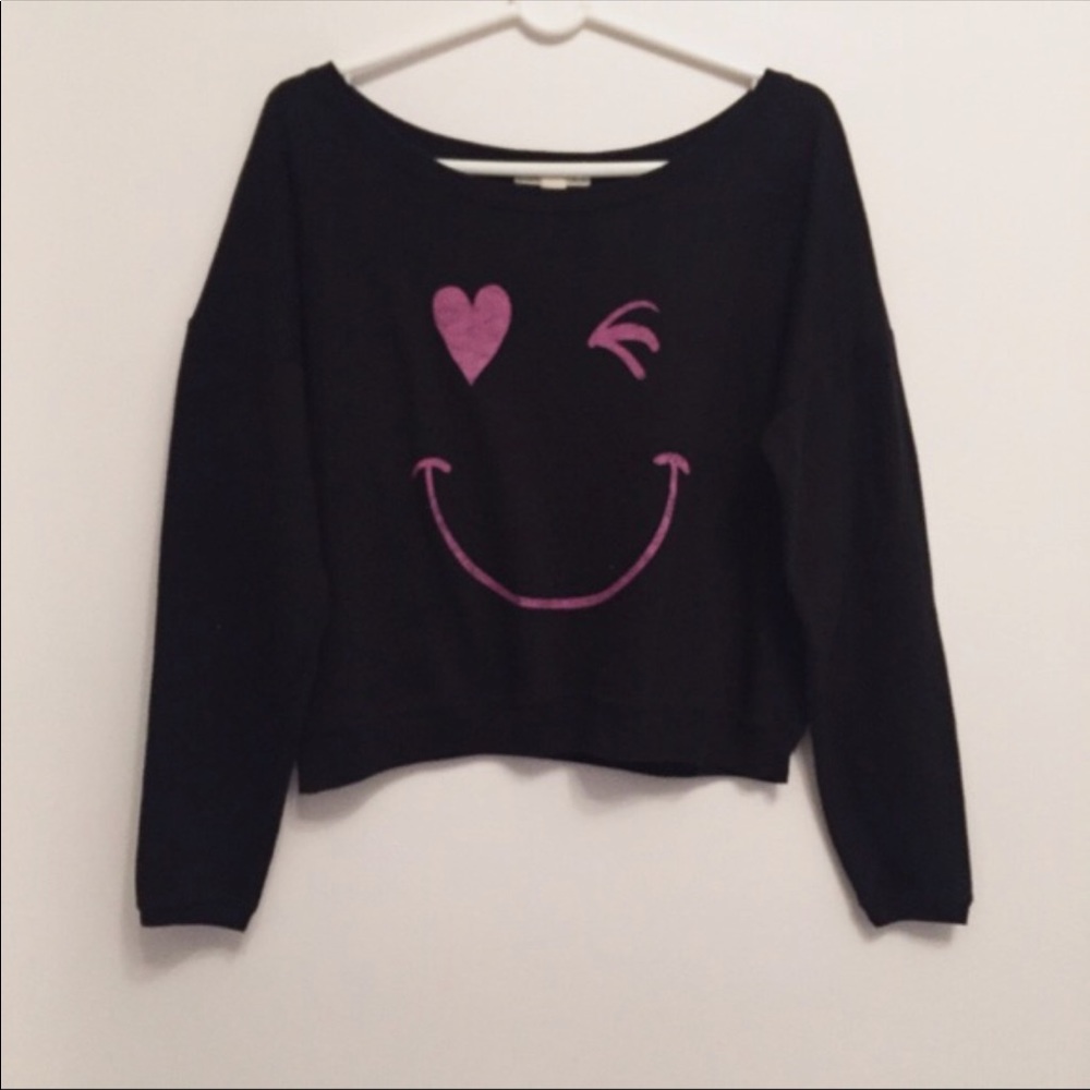NWOT Forever21 Winking Face